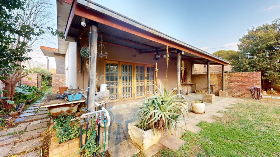 6 Bedroom Property for Sale in Potchefstroom North West